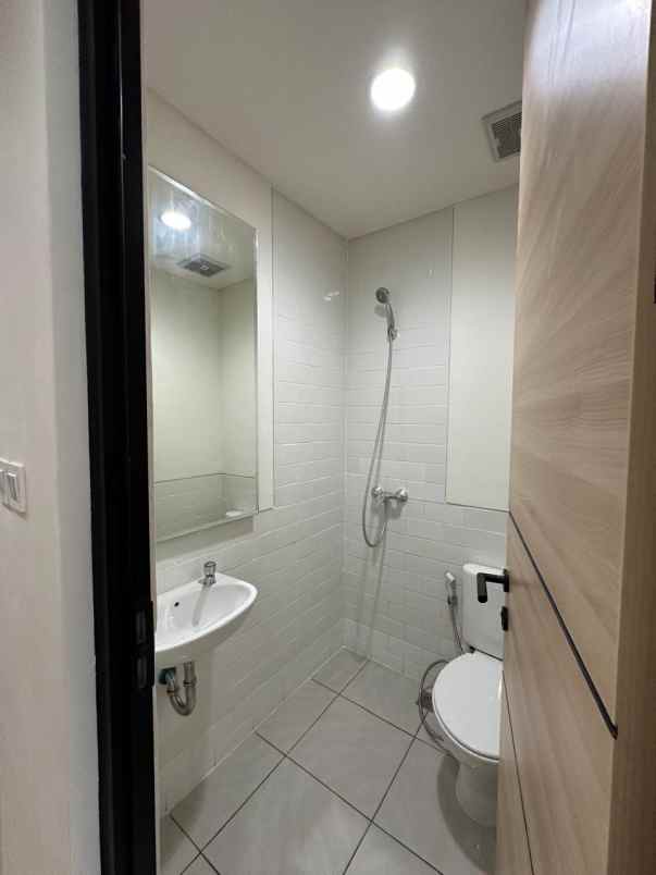 di sewakan cluster cendana spark lippo cikarang