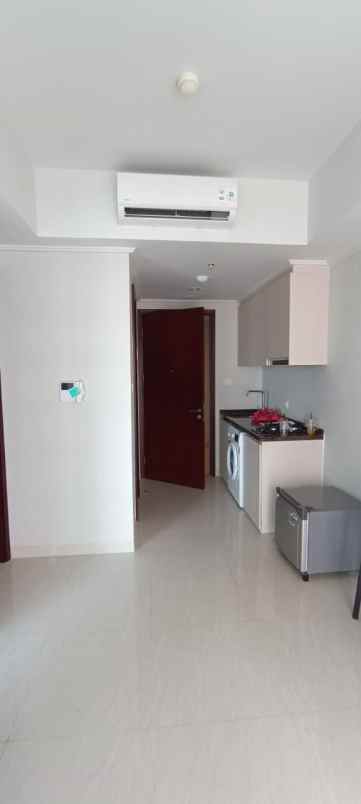 dijual apartemen apartemen green sedayu