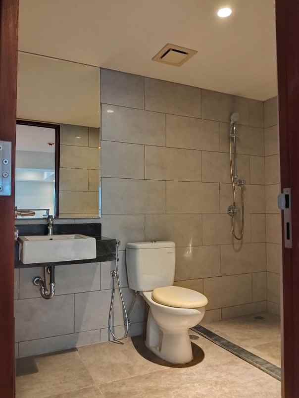 dijual apartemen jalan kapten soebijanto