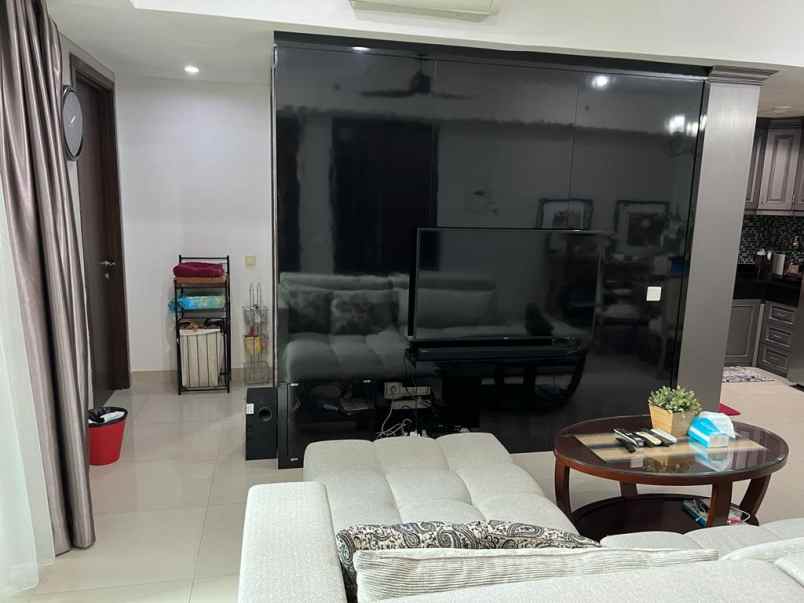 dijual apartemen kemang