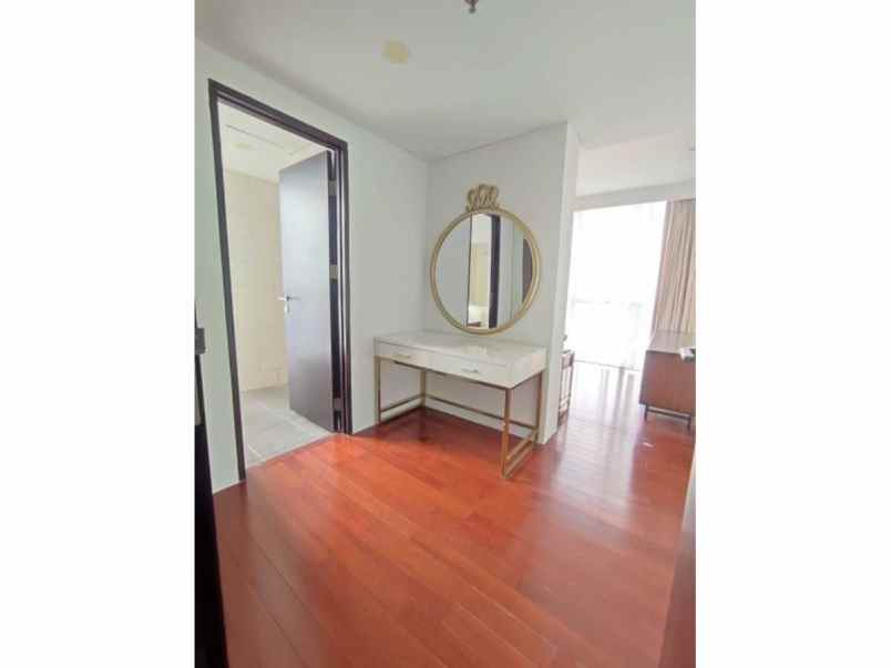 dijual apartemen lexington residence jl