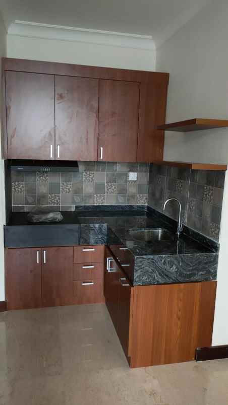 dijual apartemen raya kebayoran lama