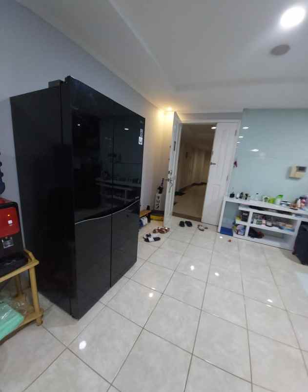 dijual cepat apt french walk moi siap huni harga ok