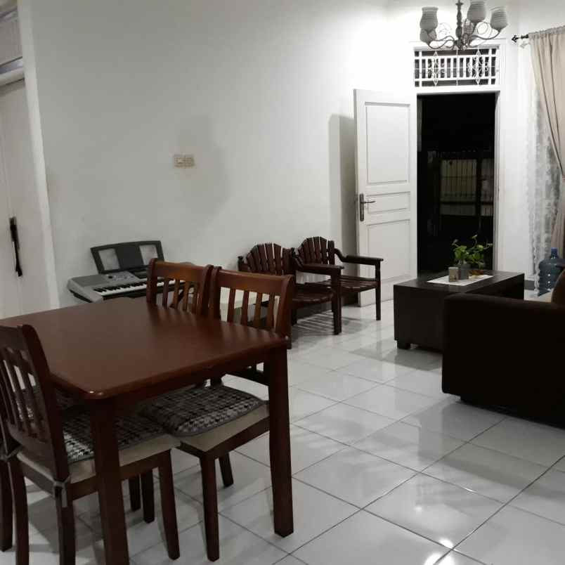 dijual cepat rumah diperumahan bekasi jaya indah