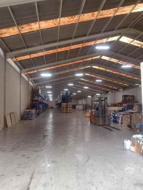 dijual gudang di taman tekno bsd tangerang