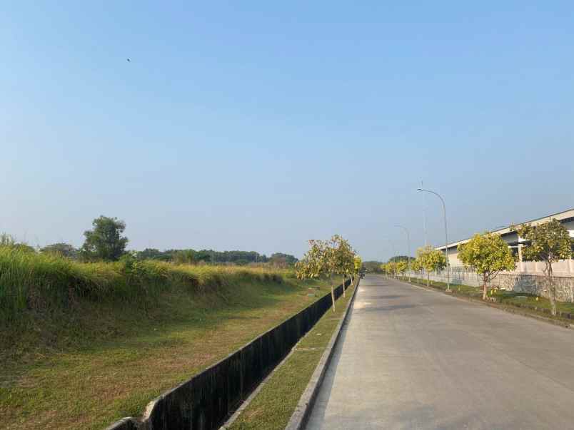 dijual kavling industri 1 hektar lippo cikarang
