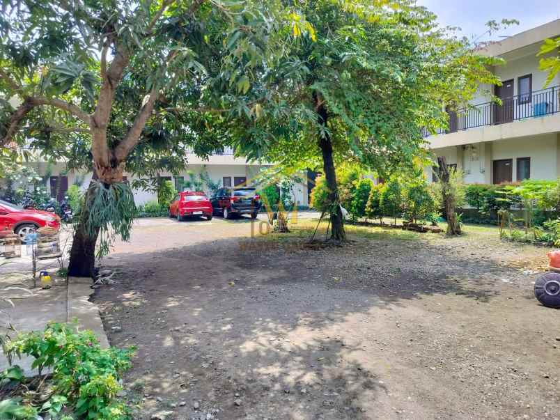 dijual kos eklusif dekat ugm parkiran mobil luas