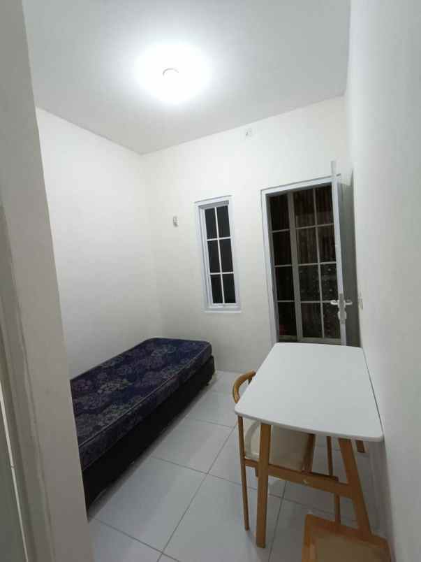 dijual kost cibanteng