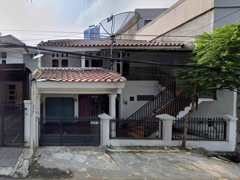 dijual kost gandaria