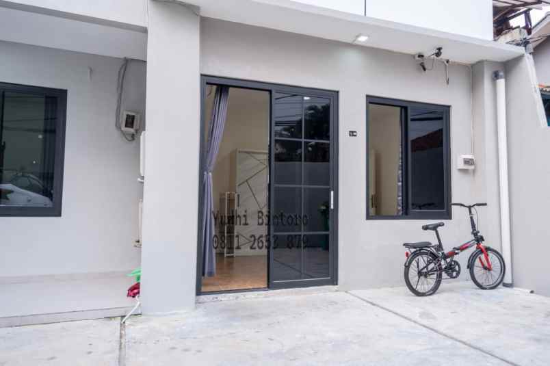 dijual kost jalan raya mampang prapatan