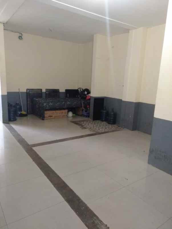 dijual kost jalan tomang tinggi