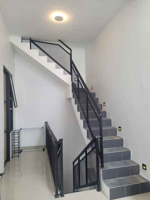 dijual kost tlogomas lowokwaru kota malang