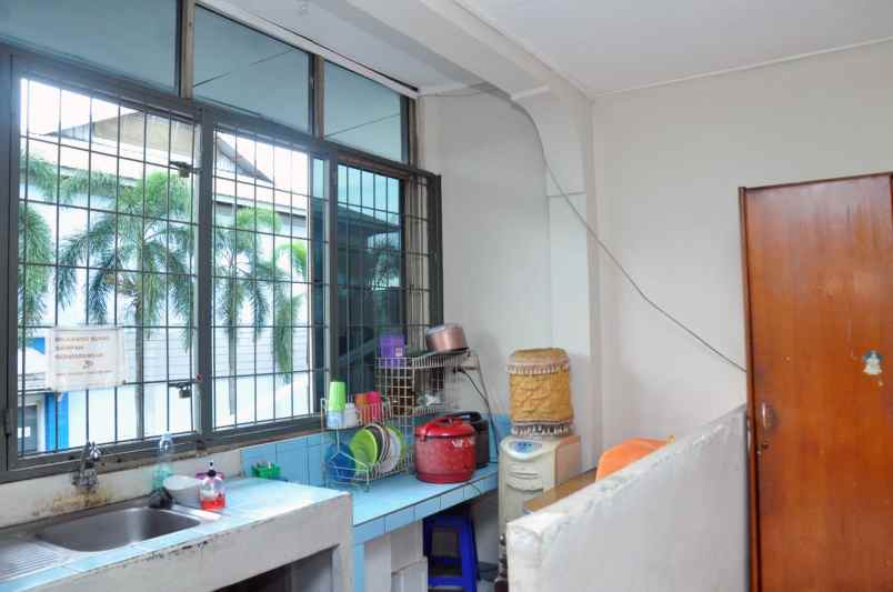 dijual ruko 3 lantai di pertokoan sektor 1 2 bsd