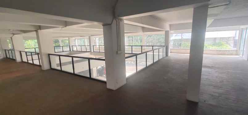 dijual ruko 4 lantai genteng sby pusat