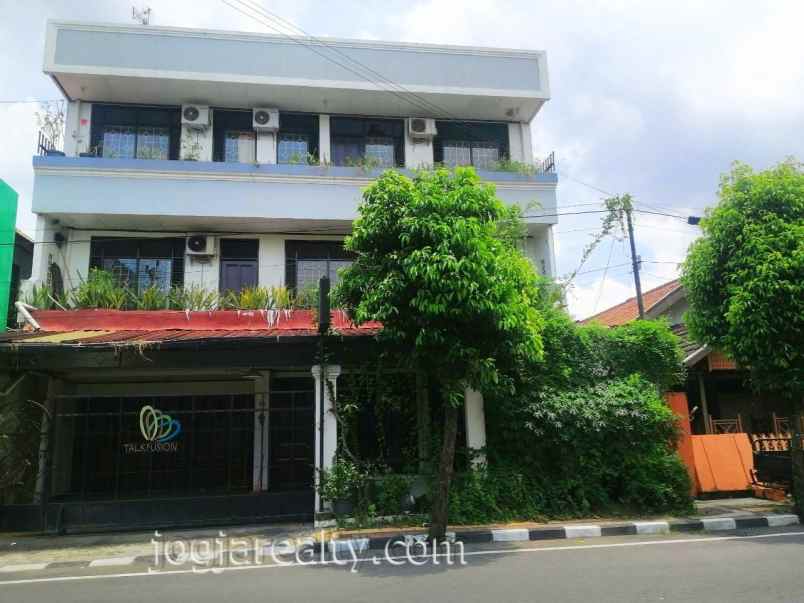 dijual ruko gudang kantor brontokusuman mergangsan