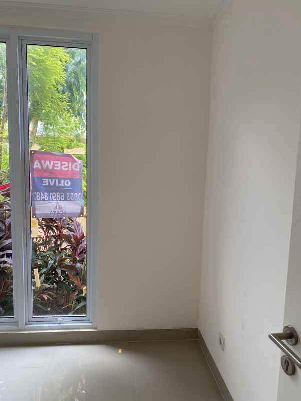 dijual rumah 2 lantai di boston village gading serpong