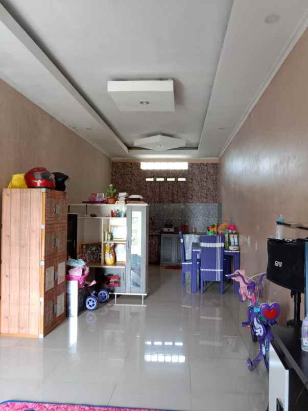 dijual rumah 2 lantai di kawasan strategis citayam