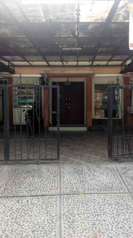 dijual rumah 2 lantai kosongan unit oke kelapa gading