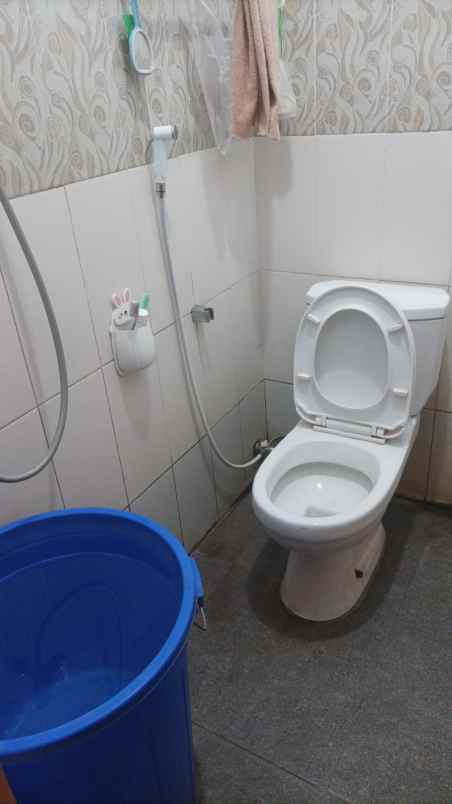 dijual rumah 2lt strategis di sukmajaya depok