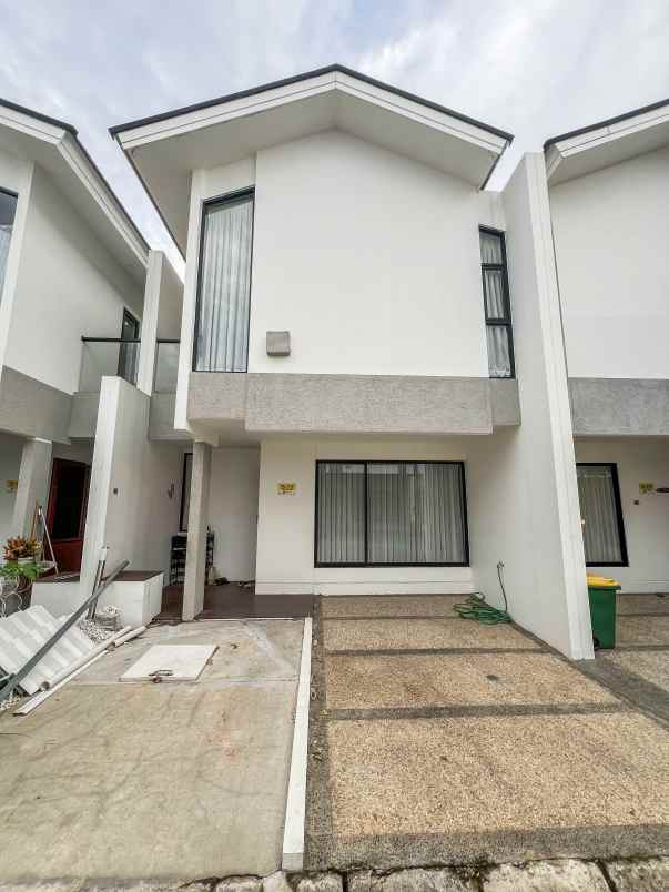 dijual rumah 2pv6 cfp unnamed road