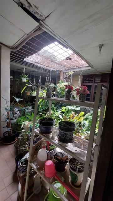 dijual rumah 88 jln raya pejompongan