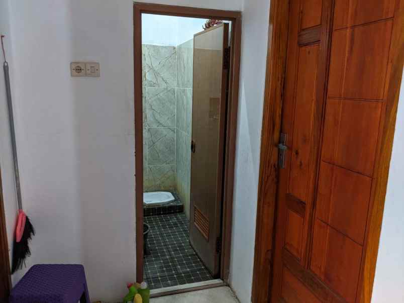 dijual rumah ahmad yani