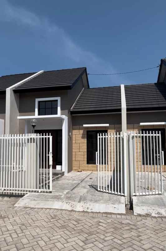 dijual rumah alana regency tambak oso 3