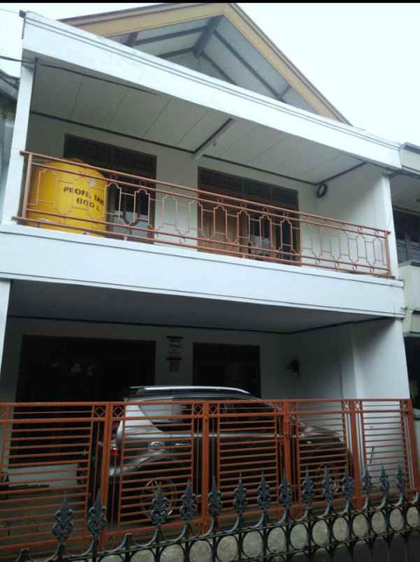 dijual rumah antapani