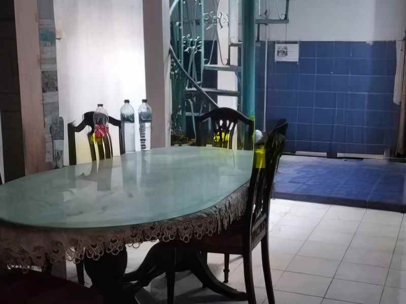 dijual rumah area jl arteri pondok indah