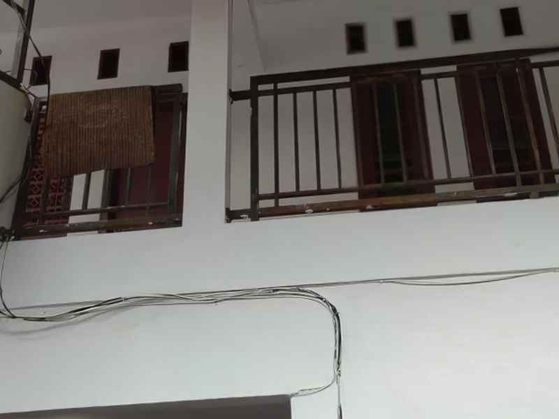 dijual rumah area jl arteri pondok indah