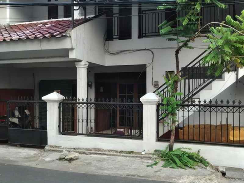 dijual rumah area jl arteri pondok indah