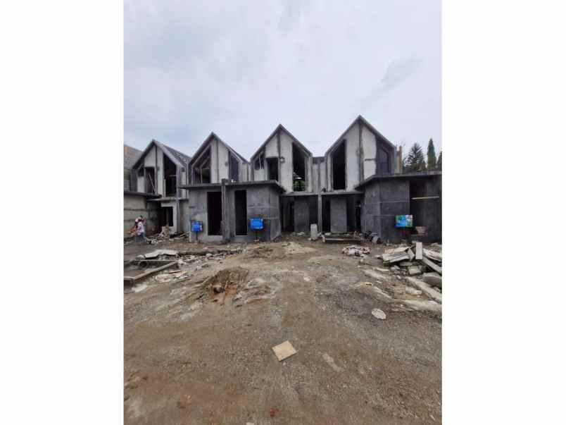 dijual rumah aryana karawaci tangerang