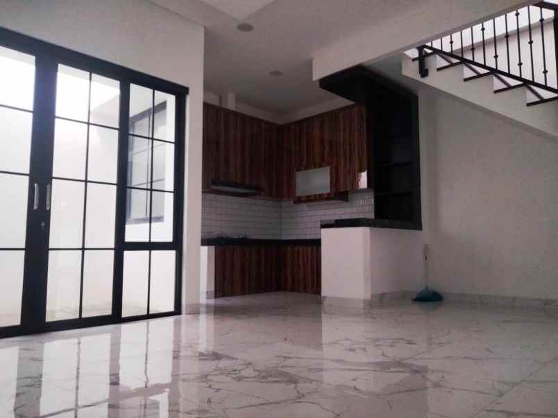 dijual rumah baru 2 lantai udayana sentul city bogor