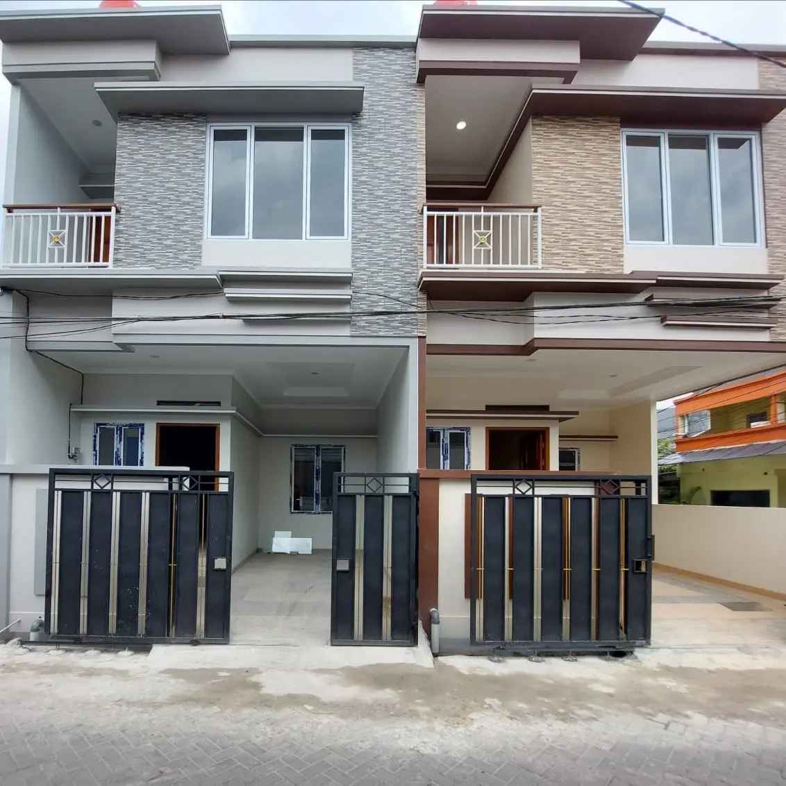 dijual rumah baru poris indah