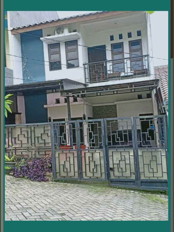 dijual rumah beji depok utara