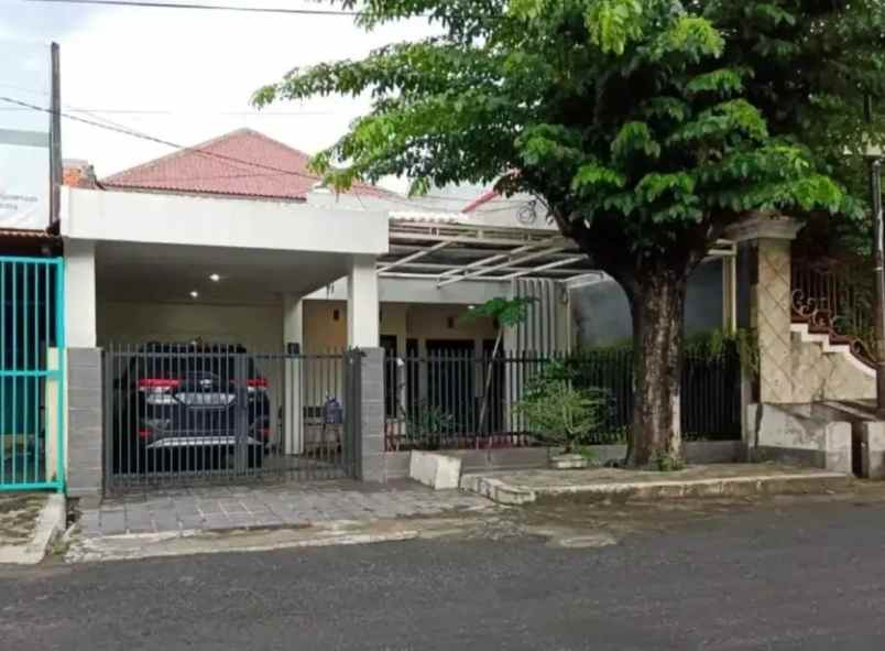 dijual rumah bendul merisi