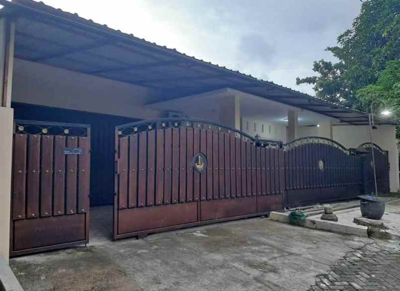 dijual rumah bukit beringin lestari