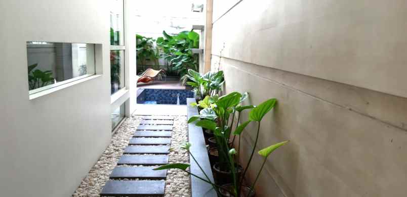 dijual rumah bukit gading mediterania