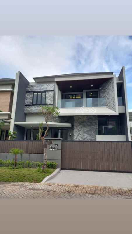 dijual rumah bukit golf internasional