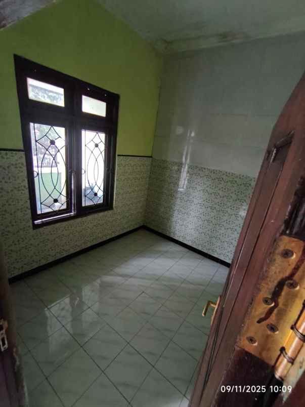 dijual rumah bumi mas