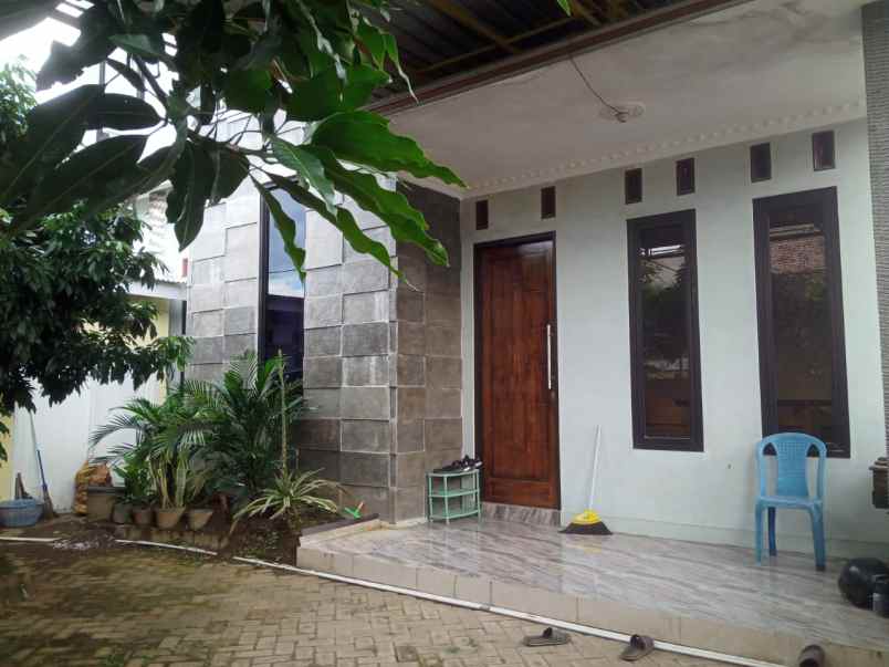 dijual rumah bunut wetan