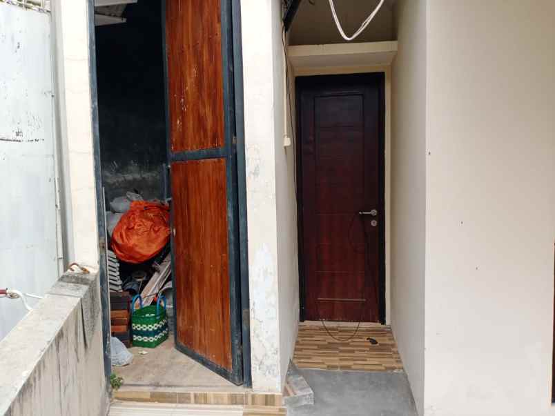 dijual rumah cantik second di padma residence