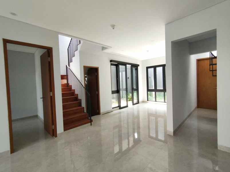 dijual rumah cibubur depok