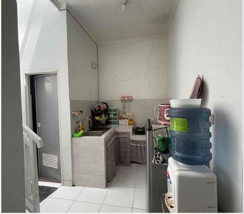 dijual rumah cihanjuang cimahi