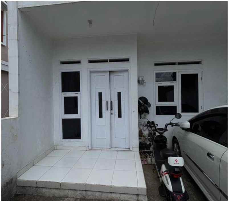 dijual rumah cihanjuang cimahi
