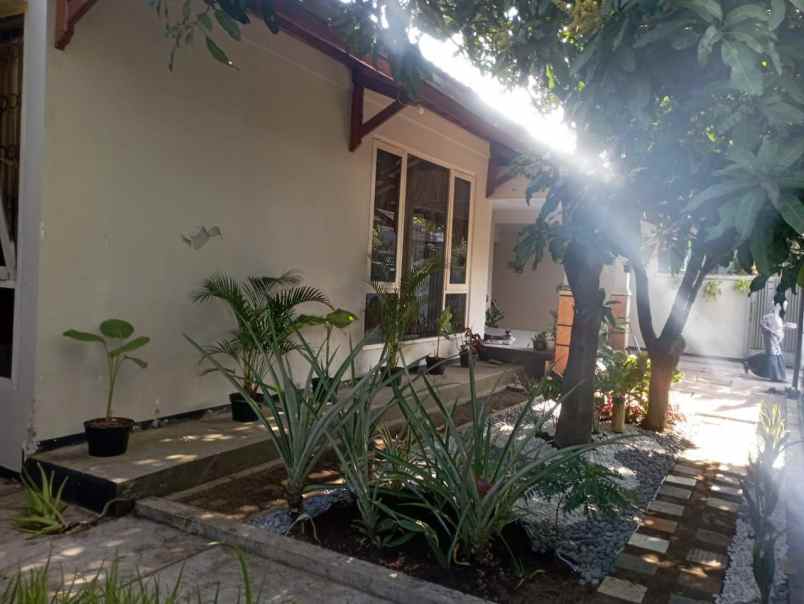dijual rumah cikutra