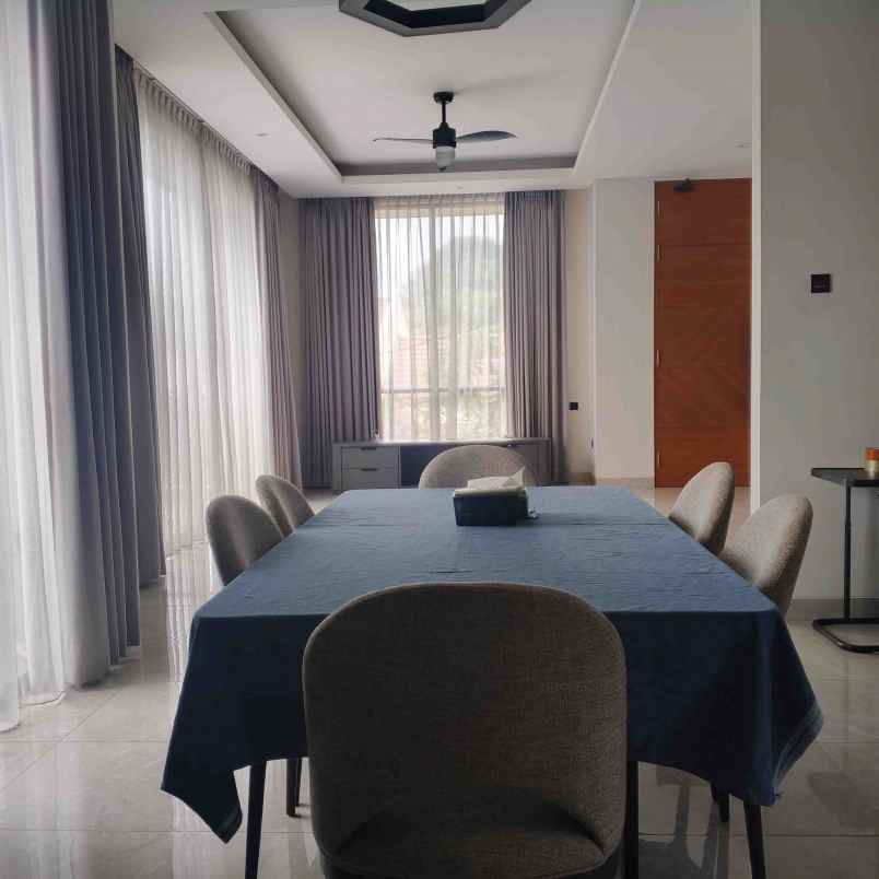 dijual rumah cilandak timur pasar