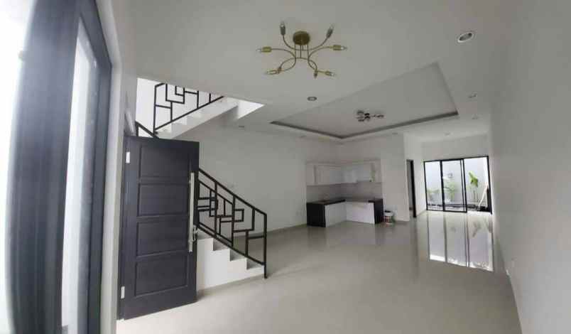 dijual rumah cipayung