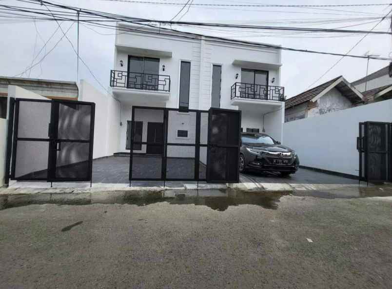 dijual rumah cipayung