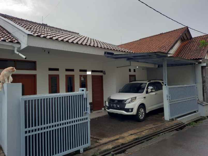 dijual rumah cisangkan padasuka dkt